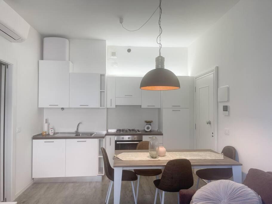 Castle Double De Apartment Верона Екстериор снимка